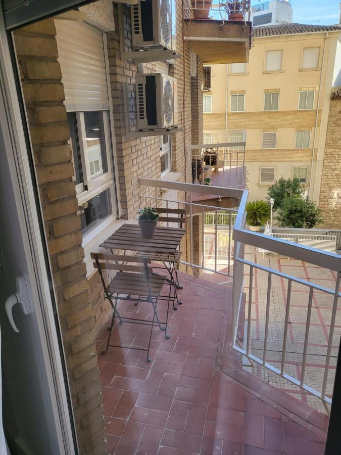 Apartamento De 3 Dormitorios Jardinillos Centro Хаен Екстер'єр фото