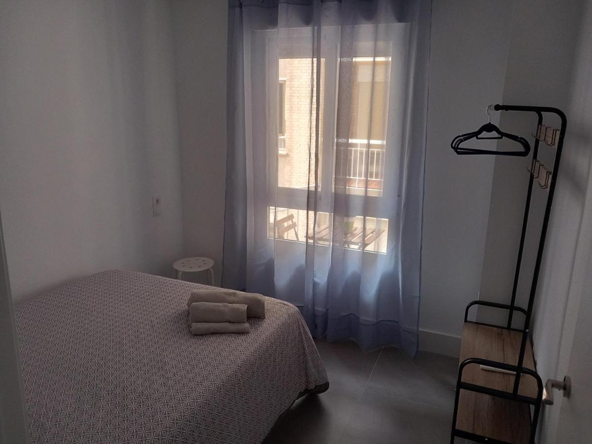 Apartamento De 3 Dormitorios Jardinillos Centro Хаен Екстер'єр фото